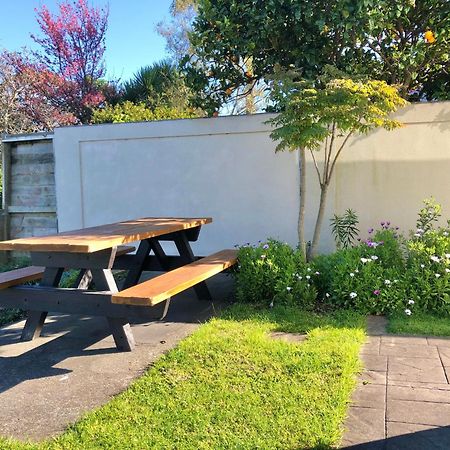 Hillcrest Two Apartment Whakatane Bagian luar foto