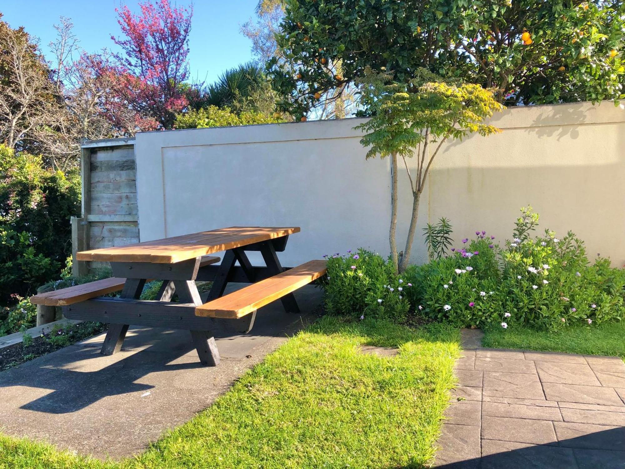 Hillcrest Two Apartment Whakatane Bagian luar foto