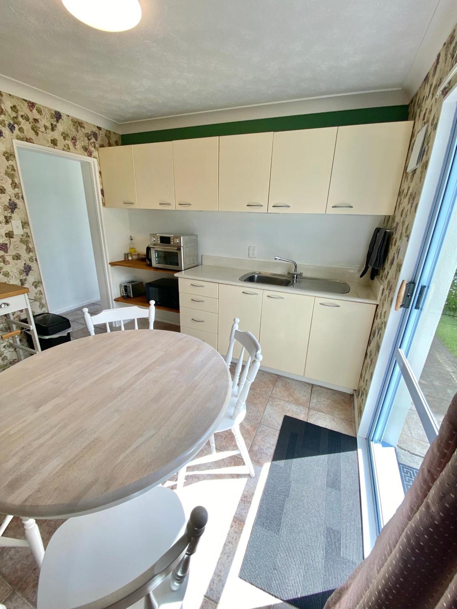 Hillcrest Two Apartment Whakatane Bagian luar foto