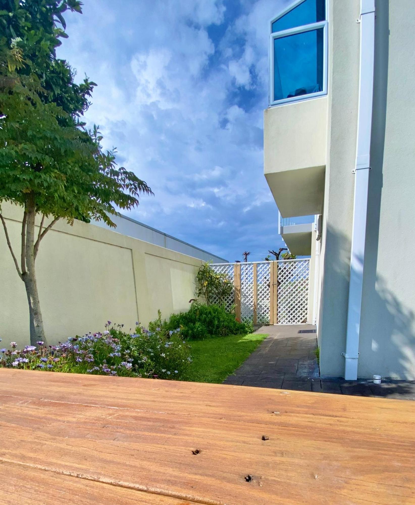 Hillcrest Two Apartment Whakatane Bagian luar foto